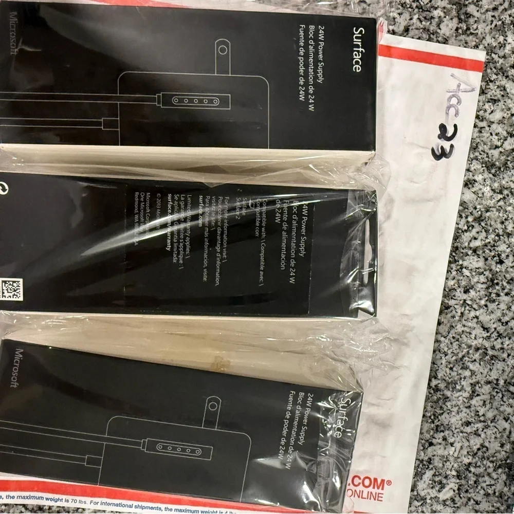 Microsoft Surface 24W Power Supply designed Surface 2 Go & RT devices new in box